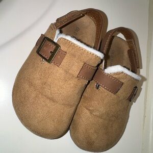 Old Navy Toddler Clogs